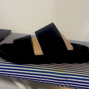 Vince Mariner sandals
